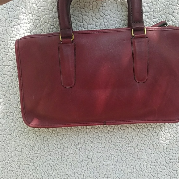 Red - Picture 4 of 8